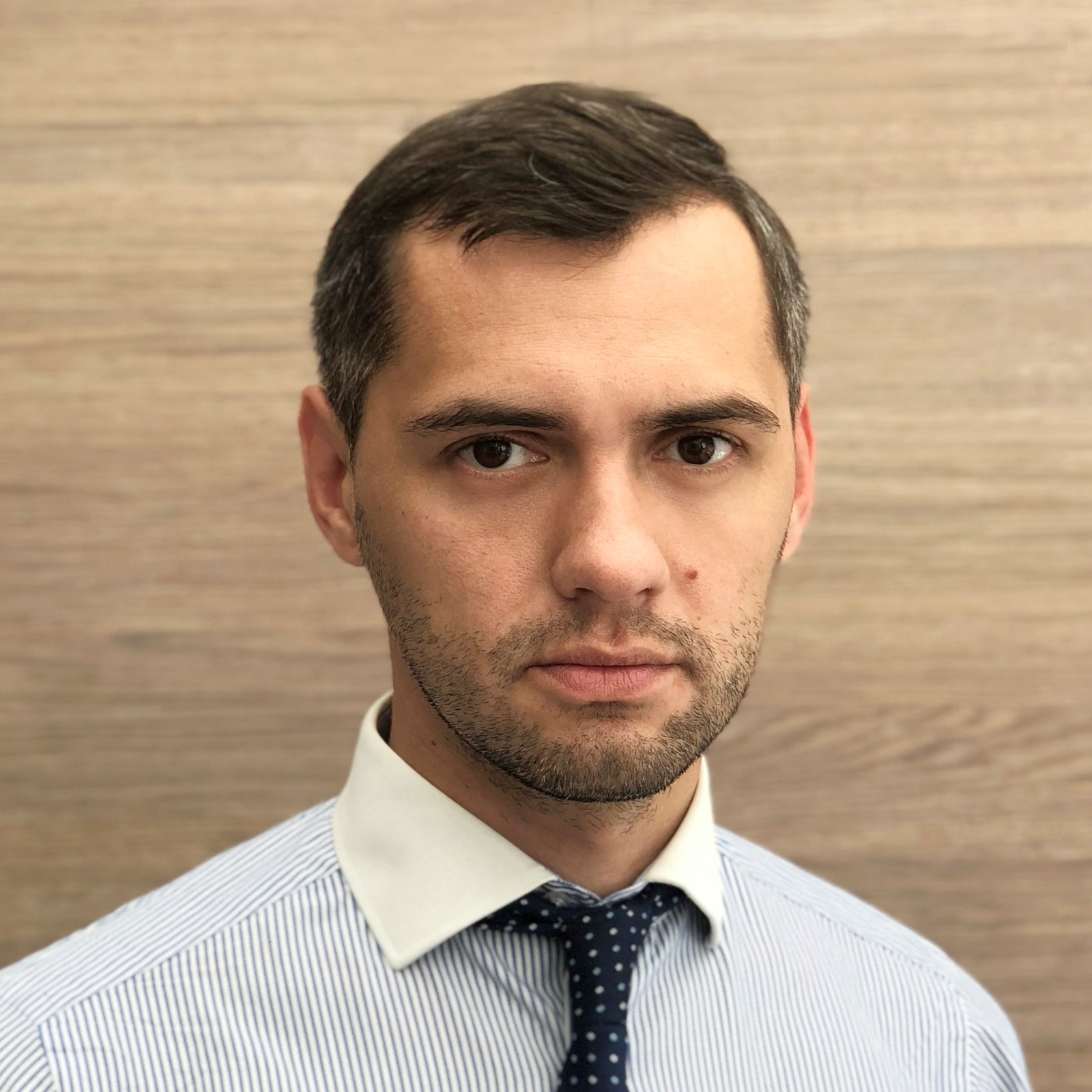 Виктор Кравцов